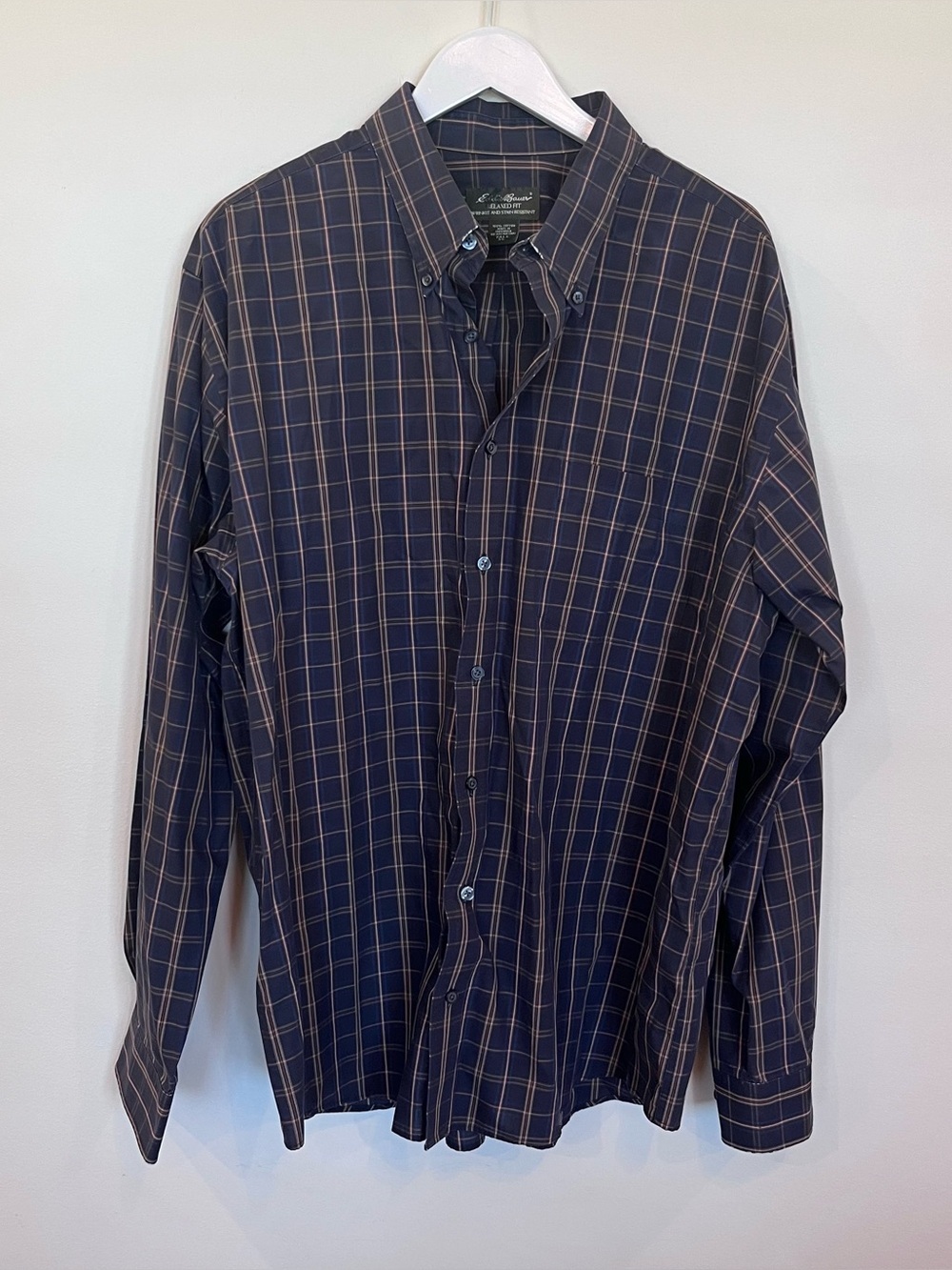 Eddie Bauer Relaxed Fit Wrinkle And Stain Resistant Mens XLT Blue Pocket Cotton